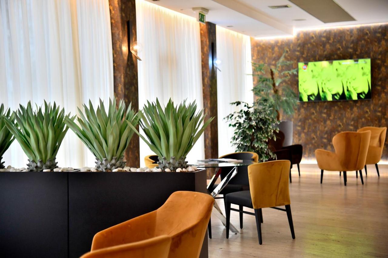 Palace Inn Rome Fiano Fiano Romano Buitenkant foto